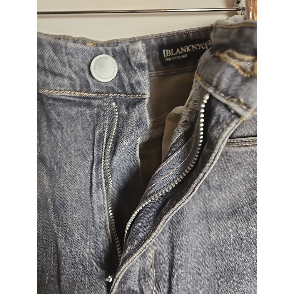 Blank‎ NYC Cooper Long Slim Straight Pant Big Fan Jean Gray White Stripe Size 28 - Picture 6 of 16